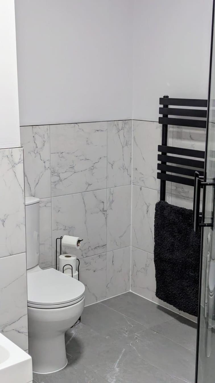 Luxury & Stylish Ground Floor 1bed Apartment, 5 Minutes Walk To Crystal Palace Train Station Appartamento